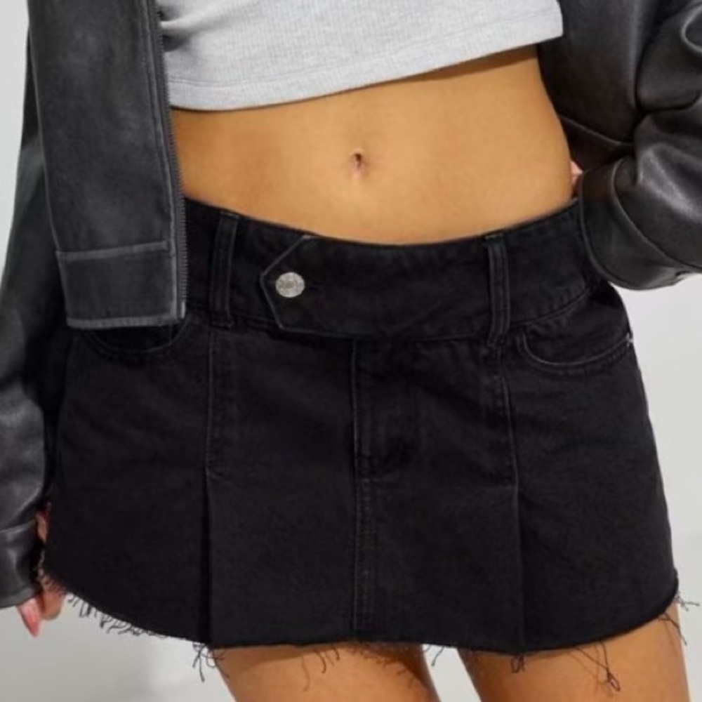 Garage Denim Micro Skort in Coal Black - Size XS